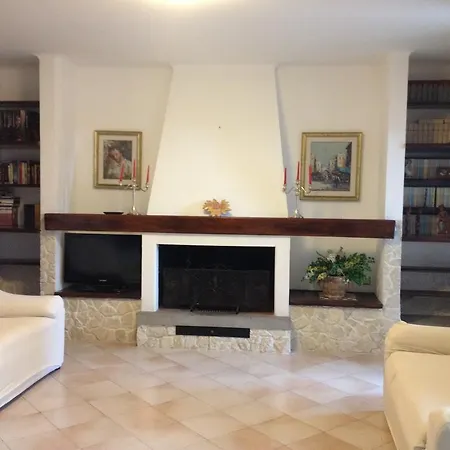 Holiday home Holiday Collesanti Cori